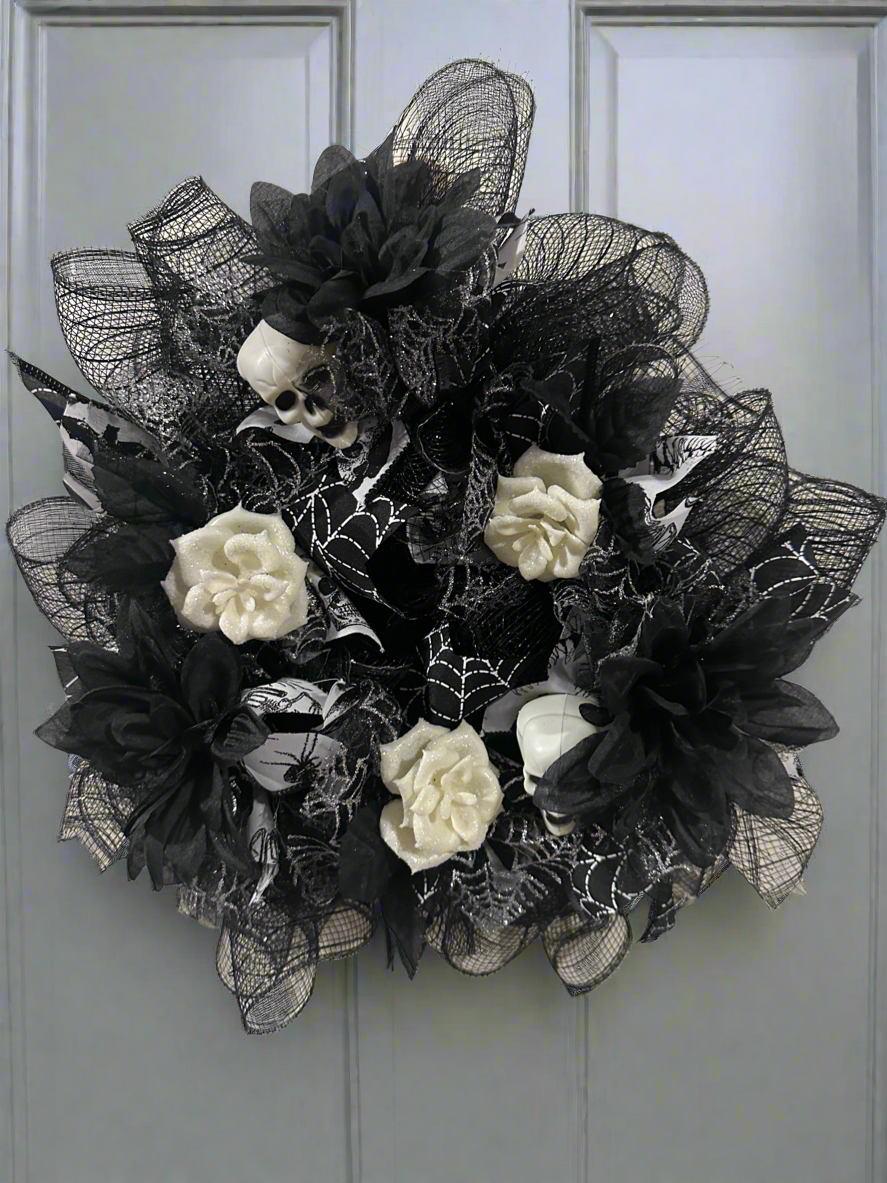 Skulls & Silk Halloween Wreath ππ€